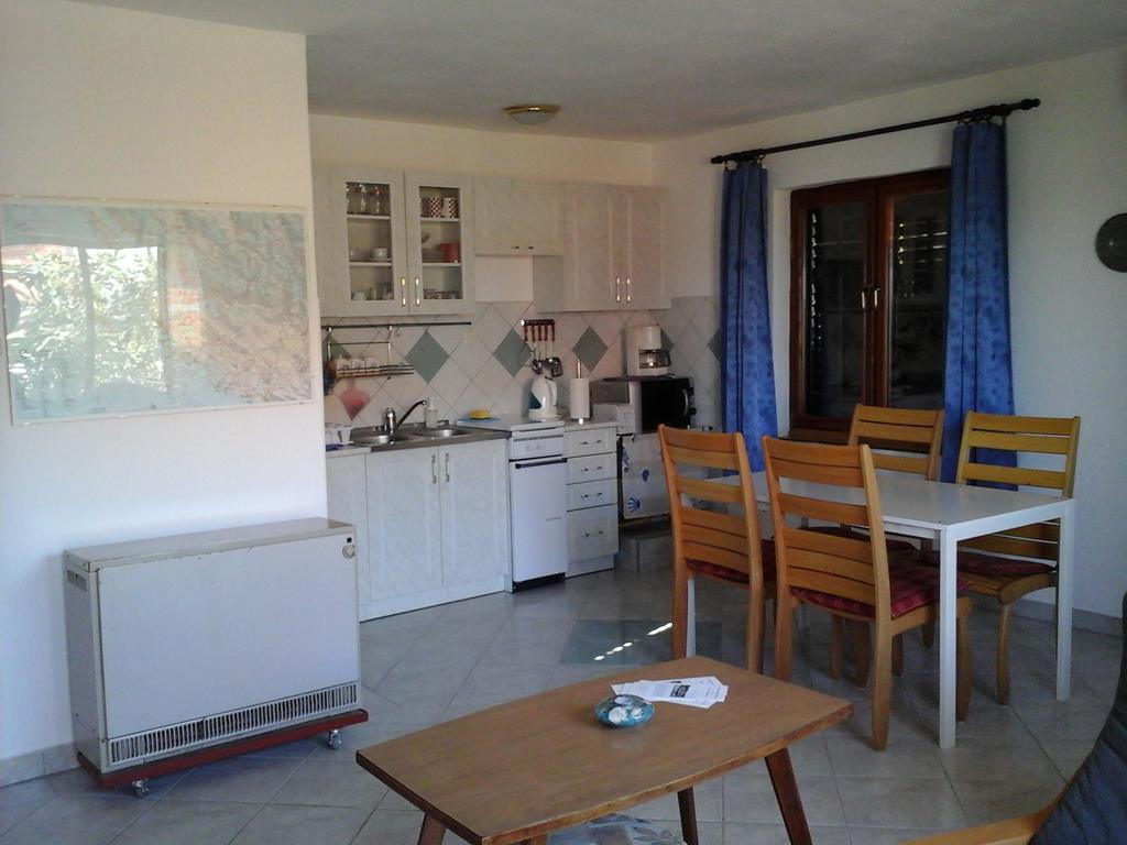 Apartment Vrulje Gornji Karin Exterior foto