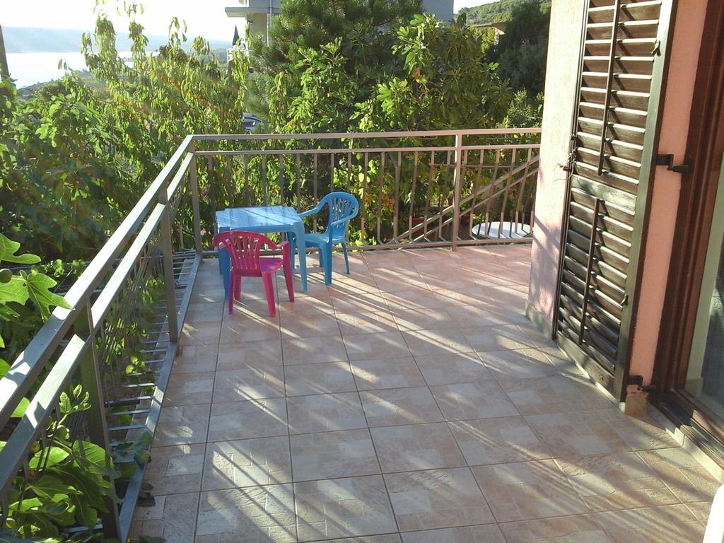 Apartment Vrulje Gornji Karin Exterior foto